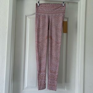 Niyama Sol Sofia Blush Printed Leggings Lace Pink Barefoot M Yoga Girly Boho